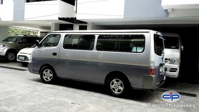 Nissan Urvan Automatic 2005 - image 3