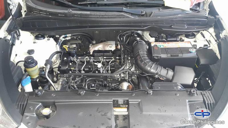 Hyundai Terracan Automatic - image 9