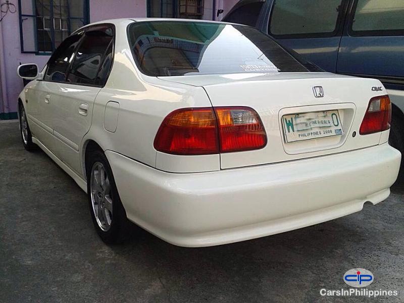 Honda Civic Automatic - image 9