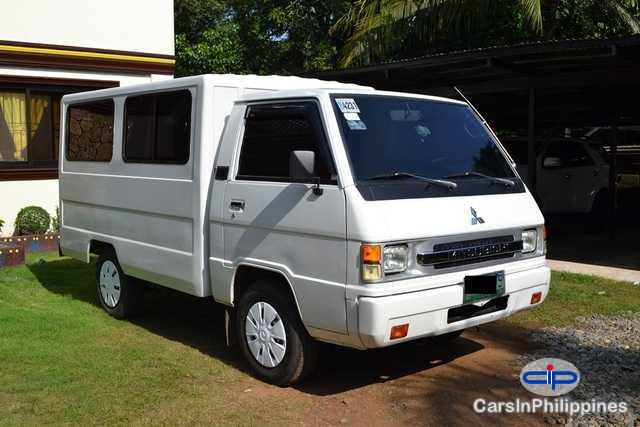 Picture of Mitsubishi L300 Manual