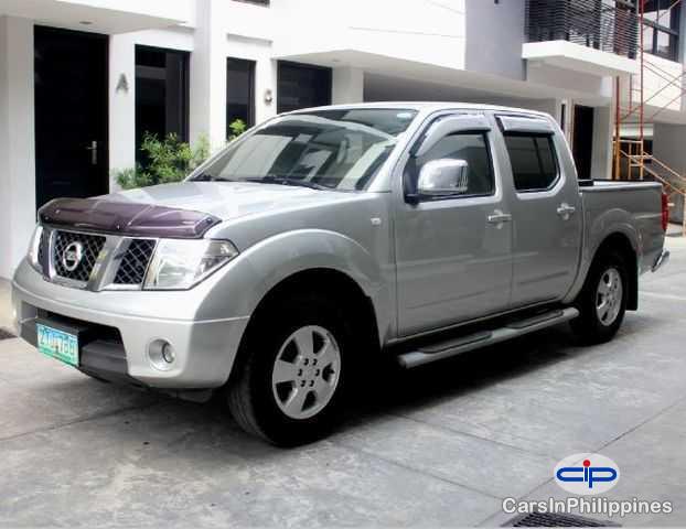 Nissan Navara Automatic - image 2