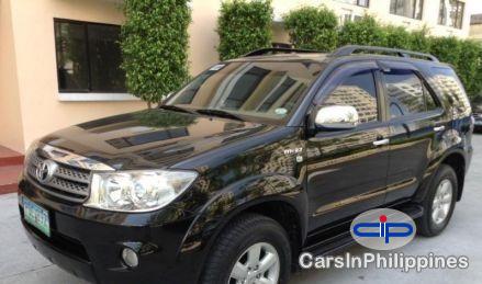 Picture of Toyota Fortuner Automatic 2011