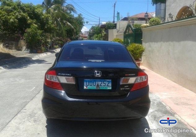 Honda Civic Automatic 2012 - image 2