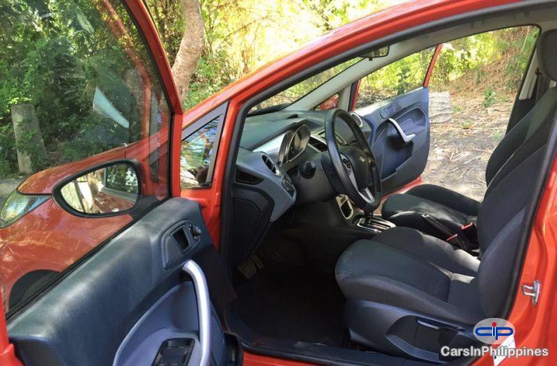 Ford Focus Automatic - image 4