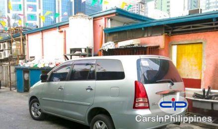 Toyota Innova Automatic 2010 - image 3