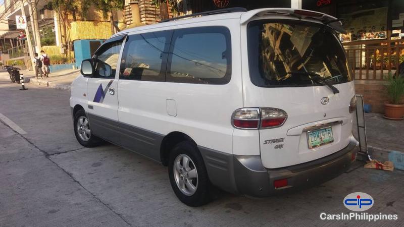 Hyundai Starex Automatic - image 3