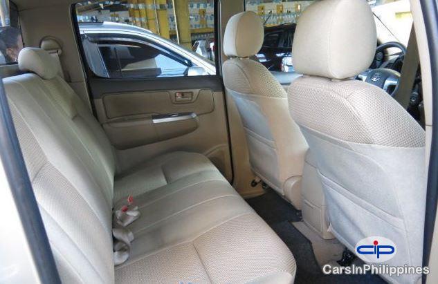 Toyota Hilux - image 4