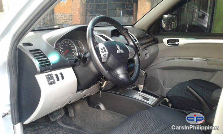 Mitsubishi Montero Sport Automatic 2010 - image 4
